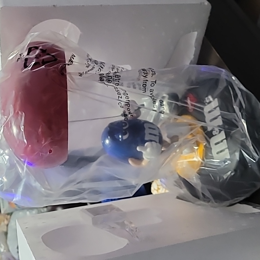 M&M TALKING LAMP